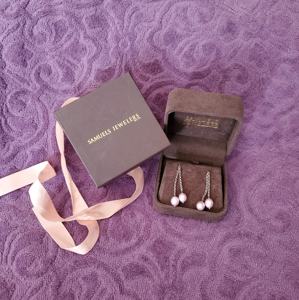 Fresh Water Pearl Earrings